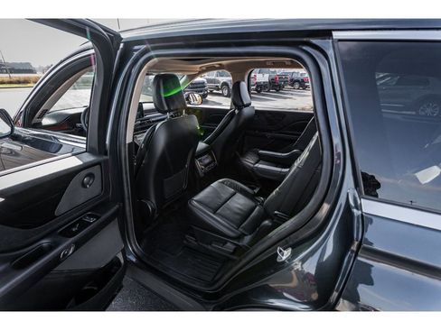 Used 2022 Lincoln Aviator Reserve w/ Elements Package Plus image 23