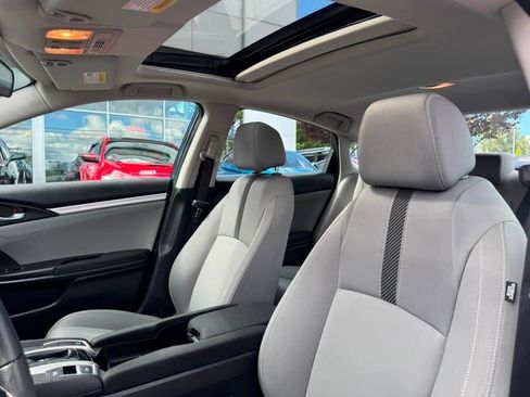 Used 2017 Honda Civic EX image 10