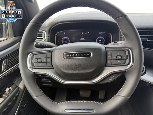 Used 2024 Jeep Wagoneer Series II AWD/4WD image 12