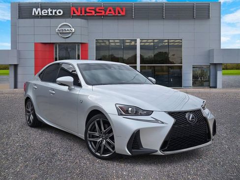 Used 2017 Lexus IS 350 image 1