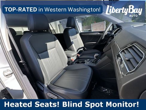 Used 2024 Volkswagen Tiguan SE image 13