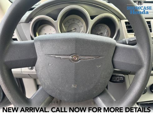 Used 2008 Chrysler Sebring Touring image 10
