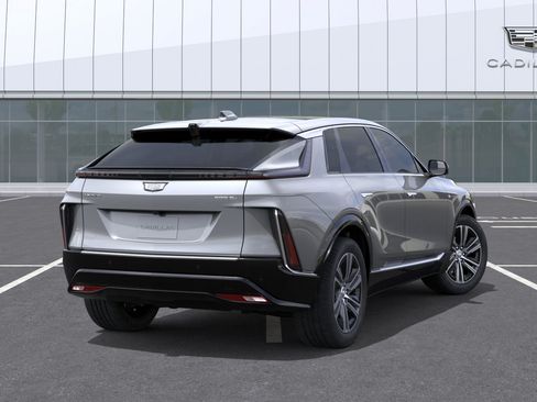 New 2026 Cadillac Lyriq Luxury AWD/4WD image 37