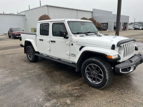 Used 2021 Jeep Gladiator Overland w/ Popular Equipment Package image 3