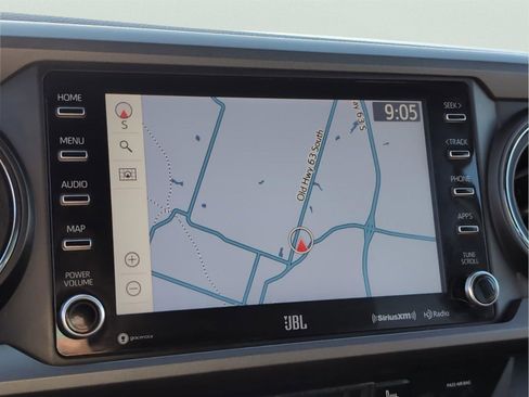 Used 2020 Toyota Tacoma TRD Off-Road w/ TRD Premium Off Road Package image 17