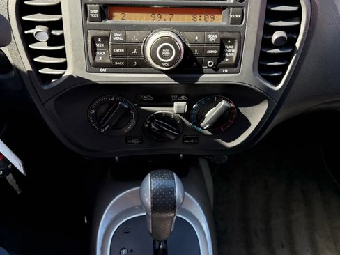 Used 2013 Nissan Juke S image 13