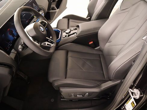 New 2025 BMW X3 xDrive30i w/ Premium Package AWD/4WD image 12