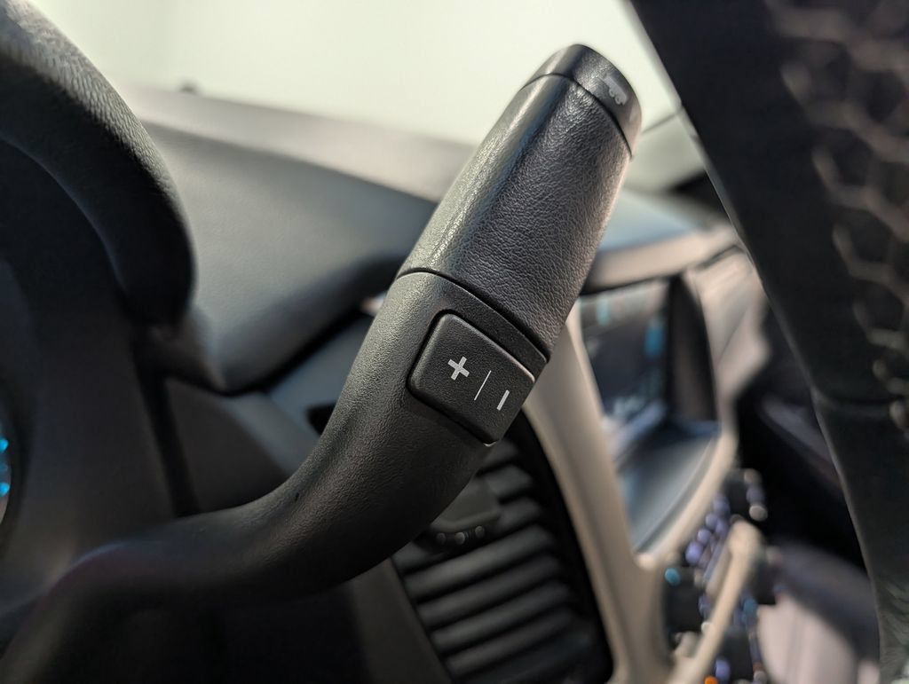 Used 2019 GMC Yukon Denali AWD/4WD image 19
