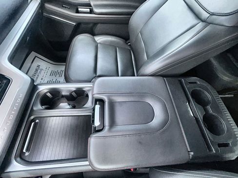 Used 2025 Ford Expedition Active image 27