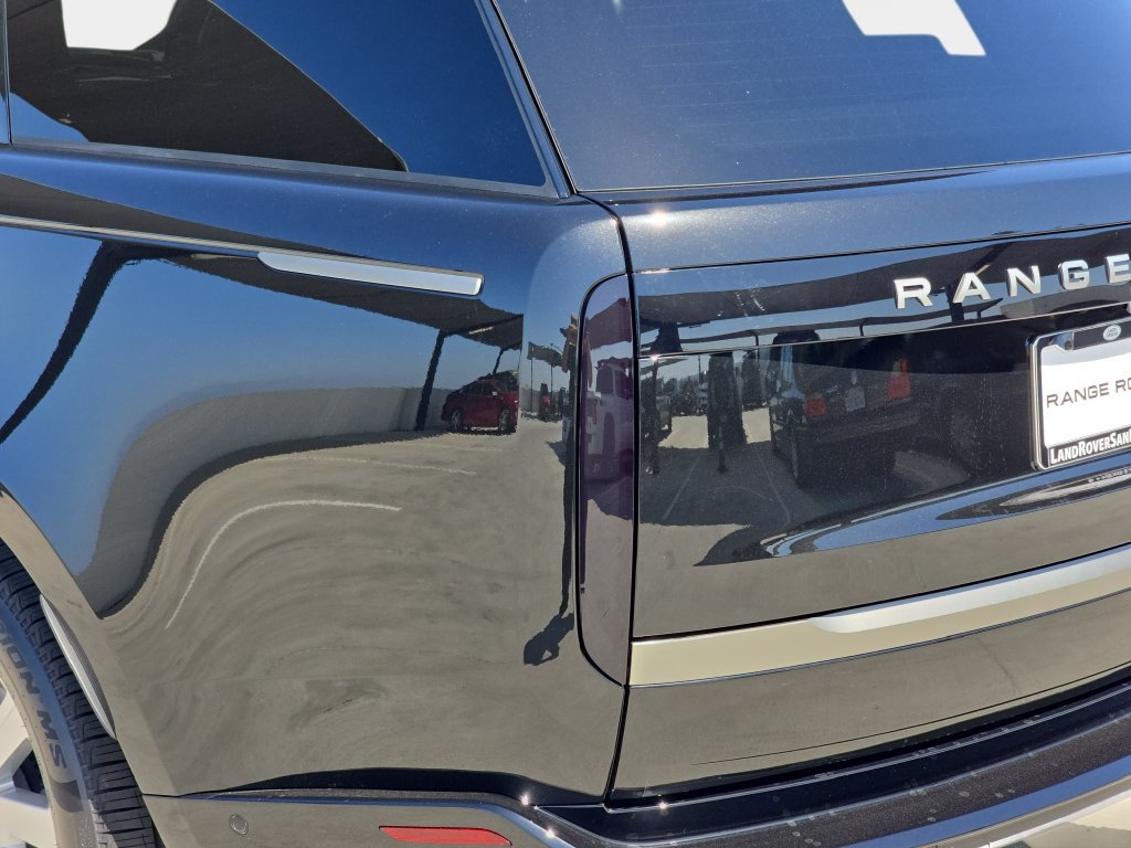 New 2026 Land Rover Range Rover SE AWD/4WD image 36