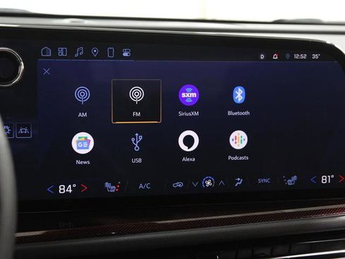 Used 2024 Chevrolet Traverse Z71 w/ LPO, Floor Liner Package image 11