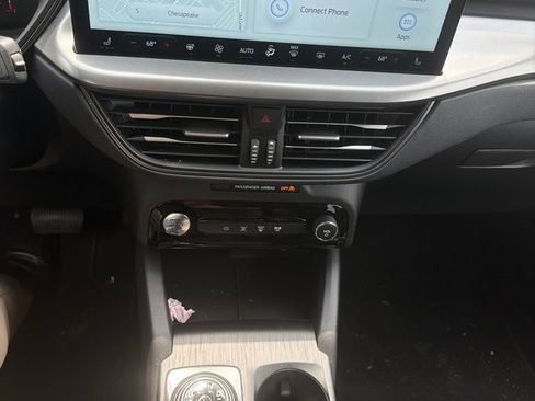 Used 2025 Ford Escape SE FWD image 17