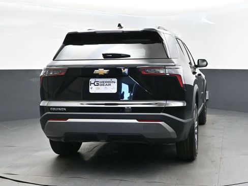 New 2026 Chevrolet Equinox LT w/ Convenience Package II image 7