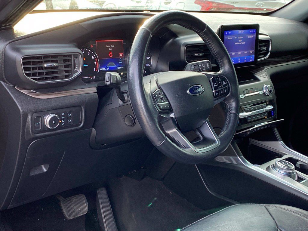 Used 2020 Ford Explorer Limited RWD image 10