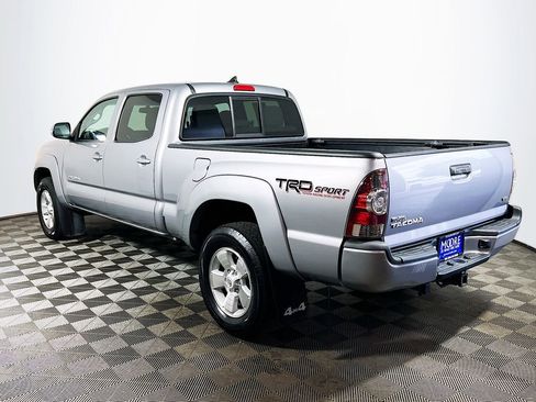 Used 2015 Toyota Tacoma 4x4 Double Cab w/ TRD Sport Package image 6