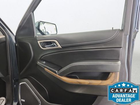 Used 2020 GMC Yukon Denali w/ Denali Premium Package AWD/4WD image 28