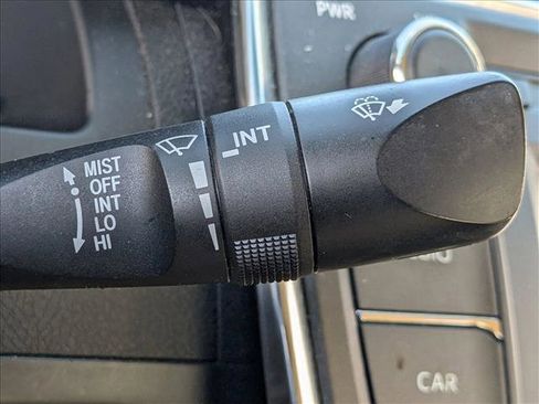 Used 2017 Toyota Camry LE image 14