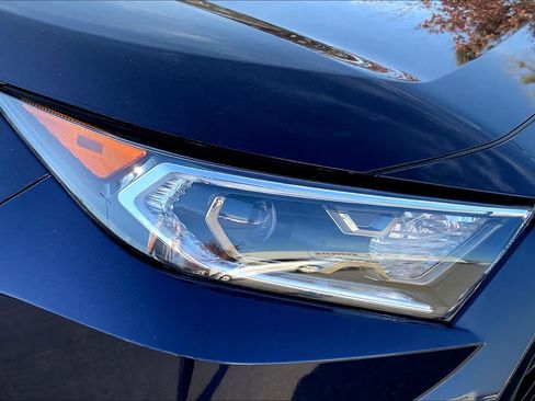 Certified 2021 Toyota RAV4 SE w/ Weather & Moonroof Package AWD/4WD image 27