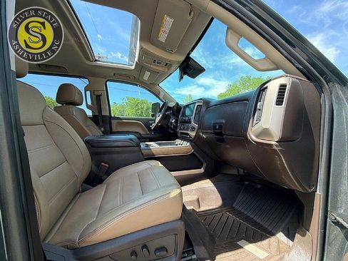 Used 2018 GMC Sierra 2500 Denali w/ Duramax Plus Package image 15