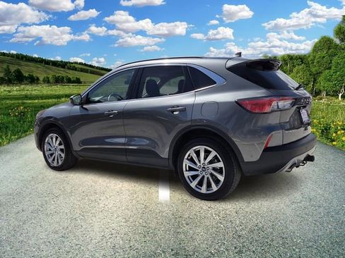 Used 2021 Ford Escape Titanium w/ Titanium Elite Package image 4