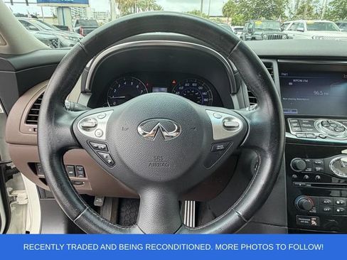 Used 2015 INFINITI QX70 AWD w/ Premium Package image 20