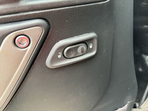 Used 2017 Jeep Wrangler Unlimited Sport image 24