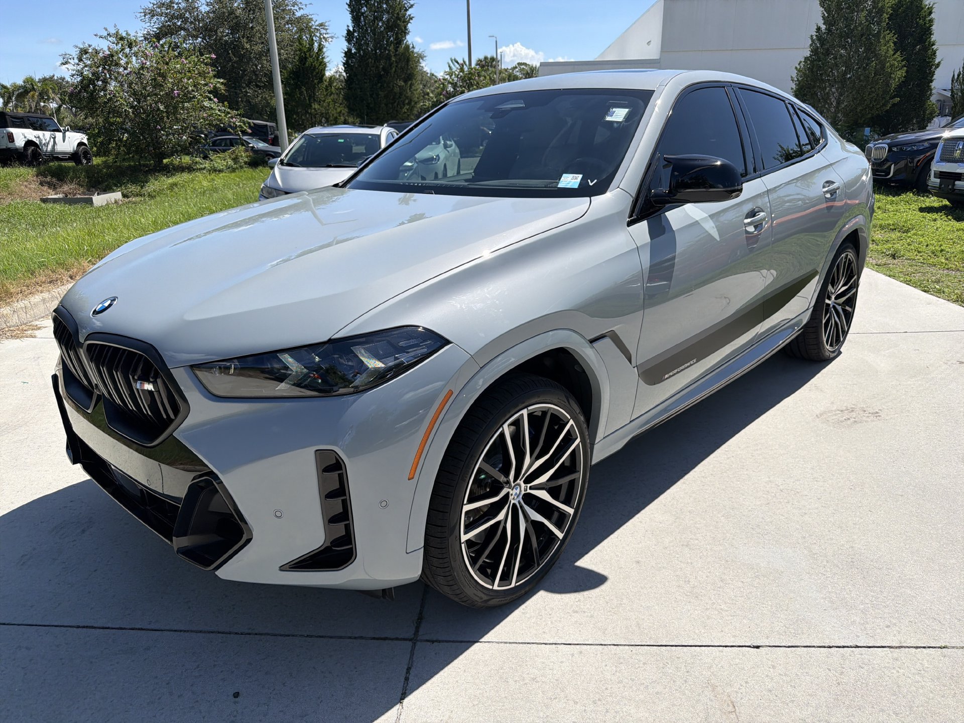 Certified 2024 BMW X6 M60i w/ Executive Package AWD/4WD image 8