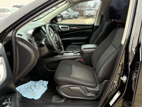 Used 2019 Nissan Pathfinder S AWD/4WD image 7