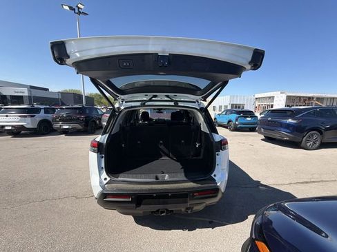 New 2026 Nissan Pathfinder SV AWD/4WD image 24