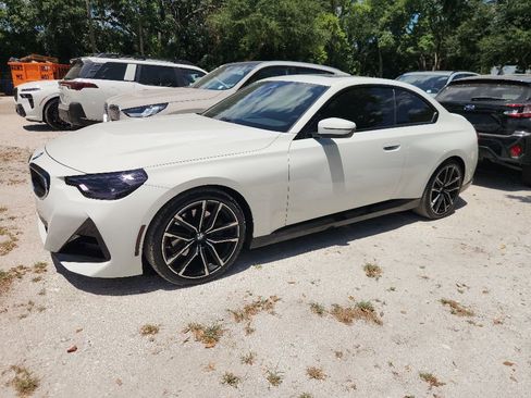 Used 2023 BMW 230i Coupe w/ M Sport Package RWD image 1