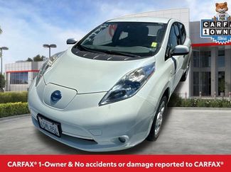 Used 2011 Nissan Leaf FWD video 2