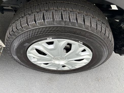 Used 2024 Ford Transit 250 Low Roof w/ Exterior Upgrade Package image 14