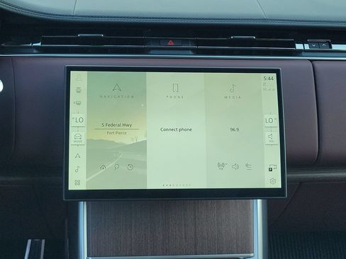 New 2026 Land Rover Range Rover SE AWD/4WD image 20