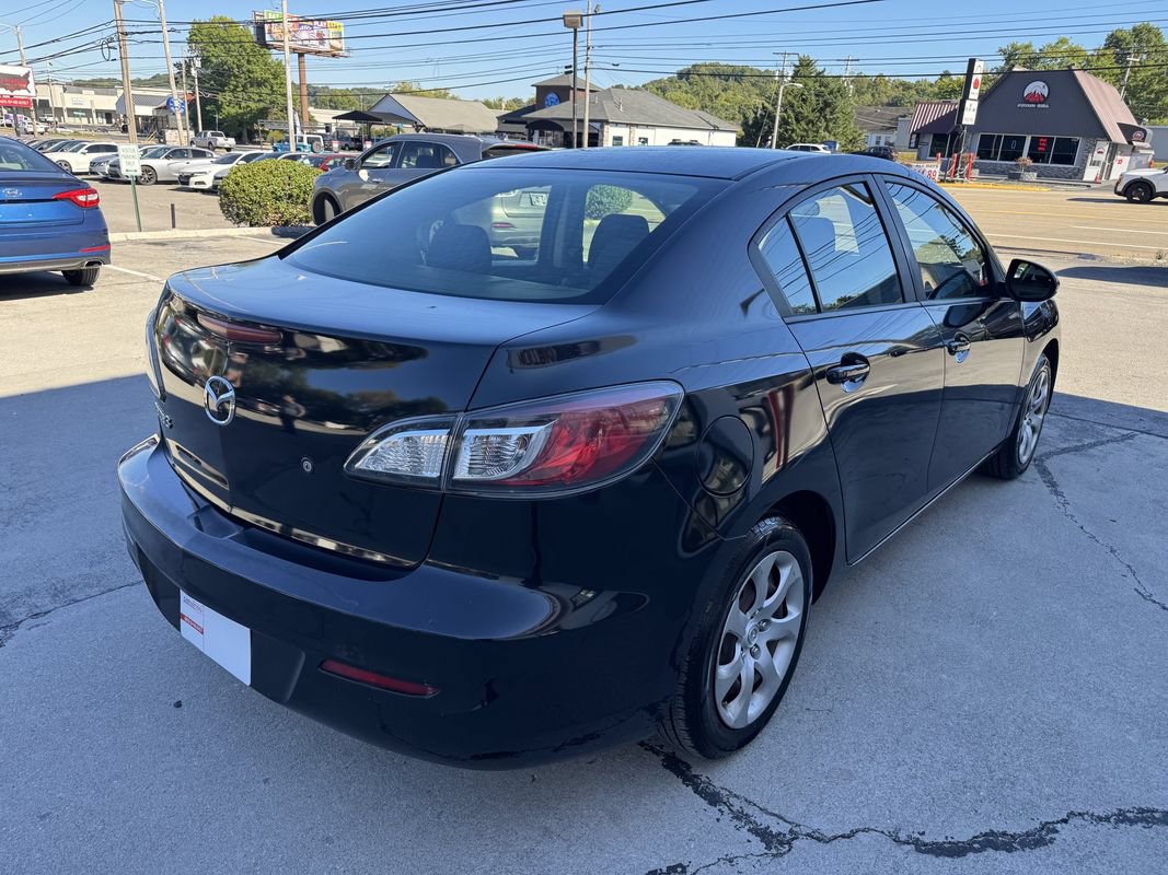 Used 2013 MAZDA MAZDA3 i SV FWD image 6