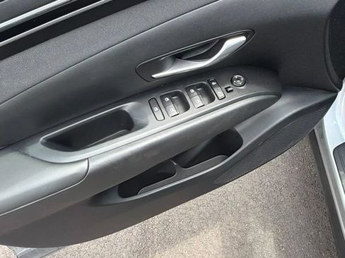 Used 2023 Hyundai Tucson SEL w/ Convenience Package FWD image 18