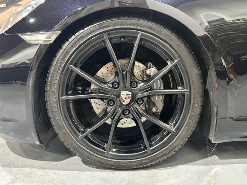 Used 2019 Porsche 718 Cayman RWD image 7
