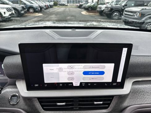 New 2026 Ford Explorer Platinum image 24