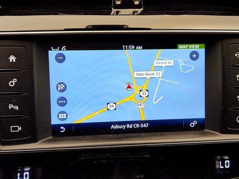 Used 2017 Jaguar F-PACE Prestige AWD/4WD image 18