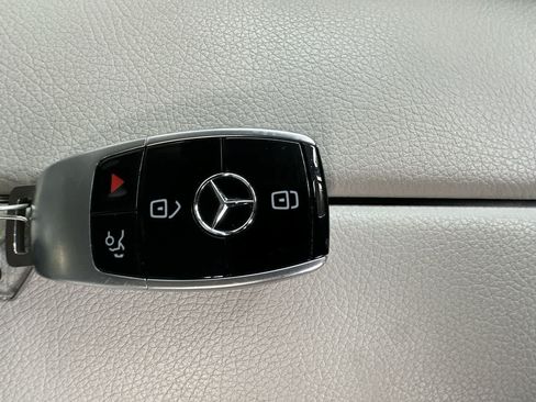 Used 2021 Mercedes-Benz E 350 Sedan image 28