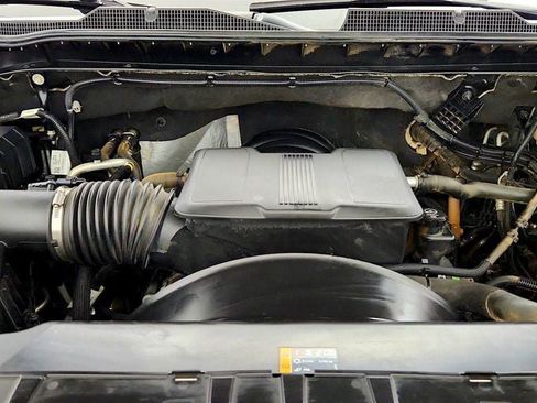 Used 2025 Chevrolet Silverado 2500 Custom w/ Custom Blackout Package AWD/4WD image 25
