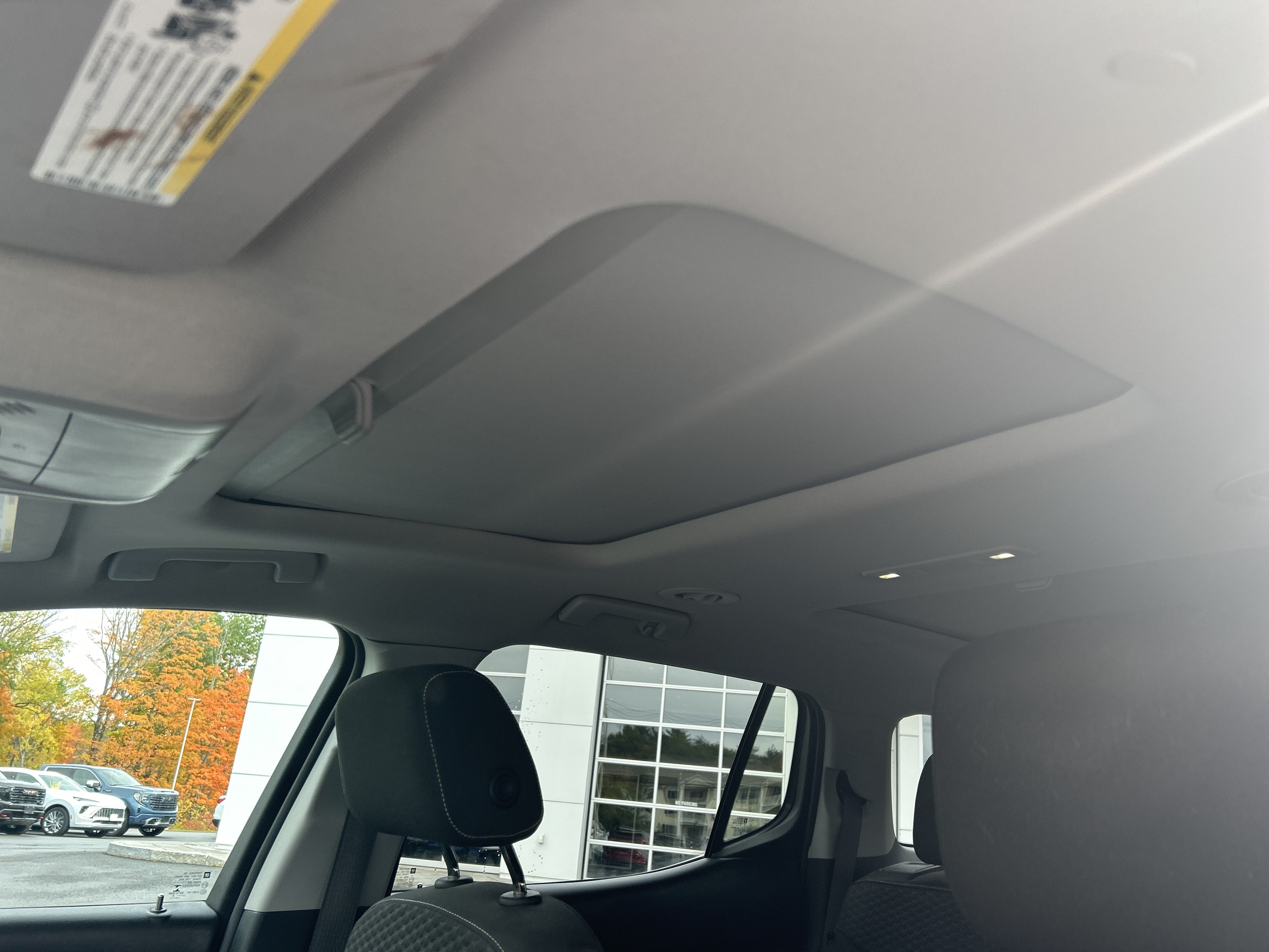 Used 2018 GMC Acadia SLE w/ Driver Alert Package I AWD/4WD image 28