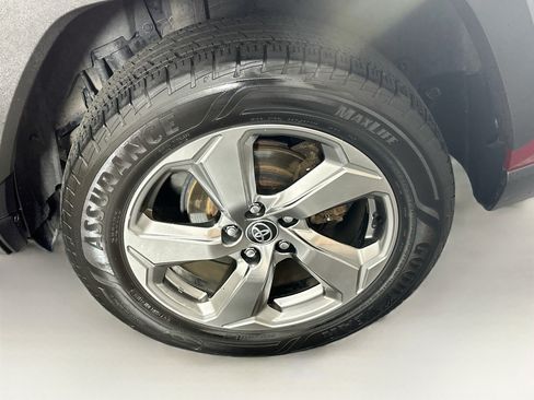Used 2020 Toyota RAV4 Limited w/ All Weather Liner Package AWD/4WD image 11