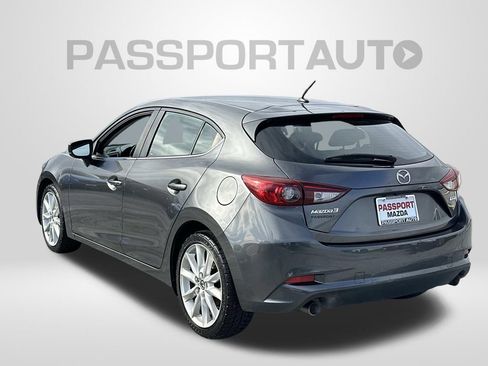 Used 2017 MAZDA MAZDA3 Touring image 2