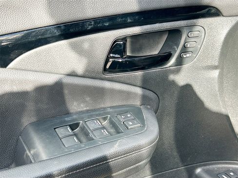 Used 2023 Honda Passport Elite image 18