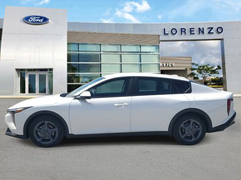 Used 2025 Kia K4 FWD image 8