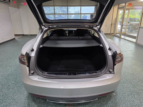 Used 2013 Tesla Model S Performance RWD image 21