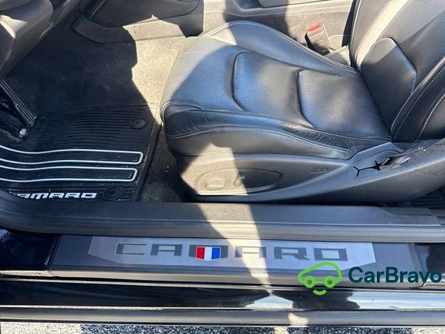 Used 2017 Chevrolet Camaro LT RWD image 11
