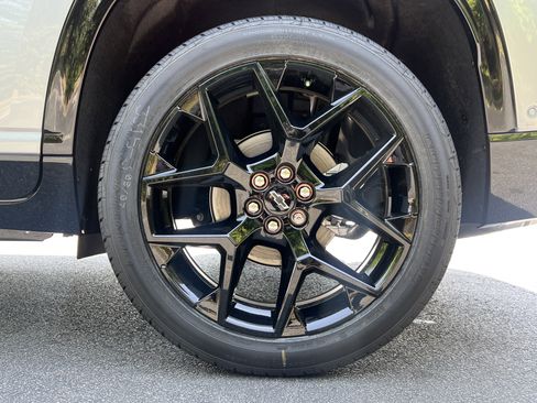 New 2026 Chevrolet Traverse RS FWD image 41
