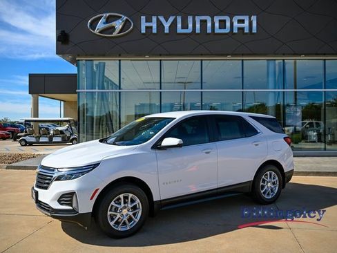 Used 2023 Chevrolet Equinox LT w/ LPO, Floor Liner Package image 1