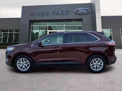 Used 2021 Ford Edge SEL w/ Convenience Package AWD/4WD image 4